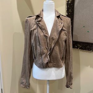 Jakett Suede Leather Jacket